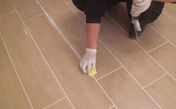 瓷砖张贴