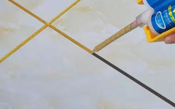 杭州新房装修瓷砖缝隙如何解决，瓷砖勾缝注意事项